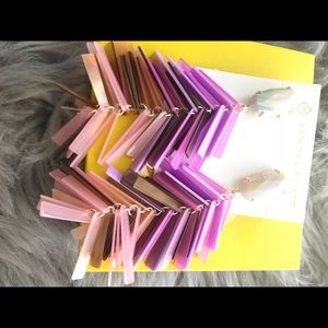 BRANDNEW NEVER BEEN WORN JUSTYNE EARRING